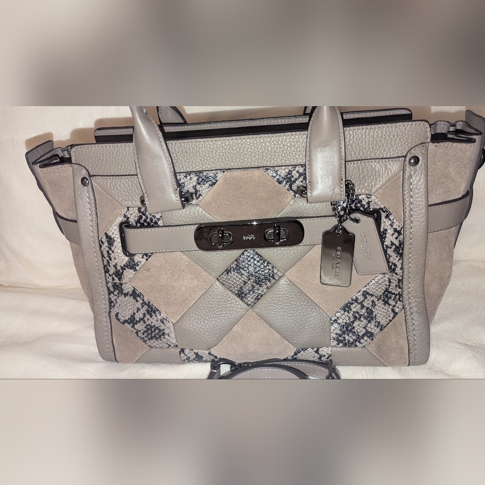 COACH SWAGGER PATCHWORK CARRYALL MULTI-COLOR SATCHEL BAG GRAY EUC - Picture 3 of 11